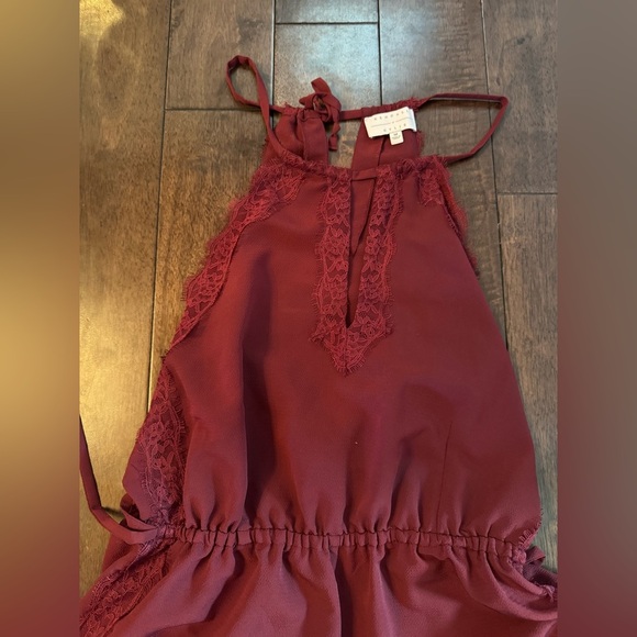 NEW Kendall & Kylie Burgundy Haltered Romper - Picture 4 of 7